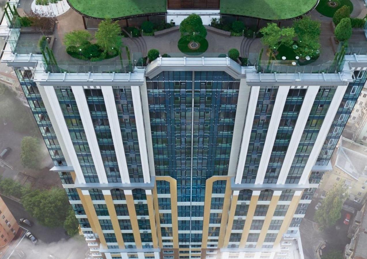 Royal Tower Vip Smart Apartments 4 Kyiv Exterior photo